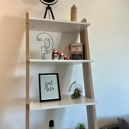 Apartment Yellow