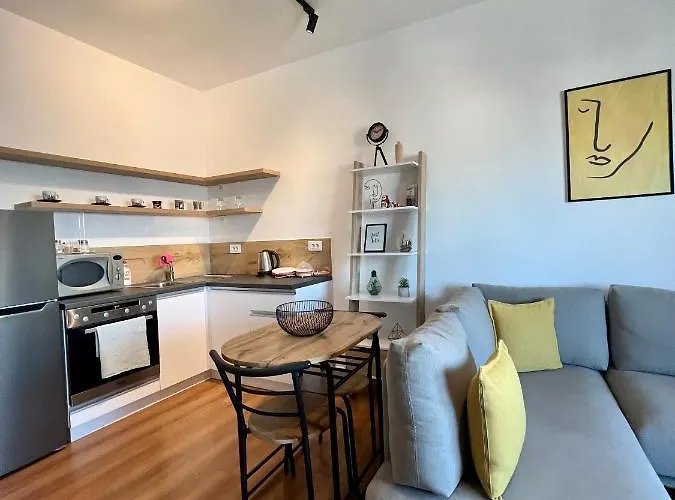 Apartament Yellow Tirana